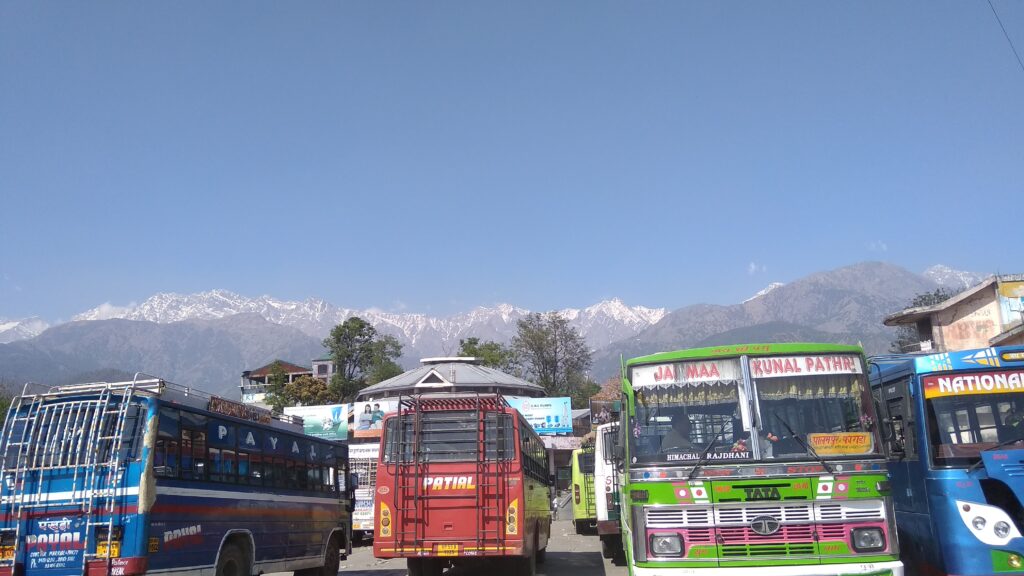 Pathankot To Palampur Taxi| Contact Us: 6239111398